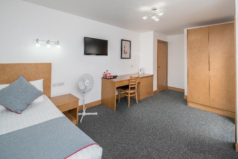Flexistay Aparthotel Sutton Sutton  Exterior photo